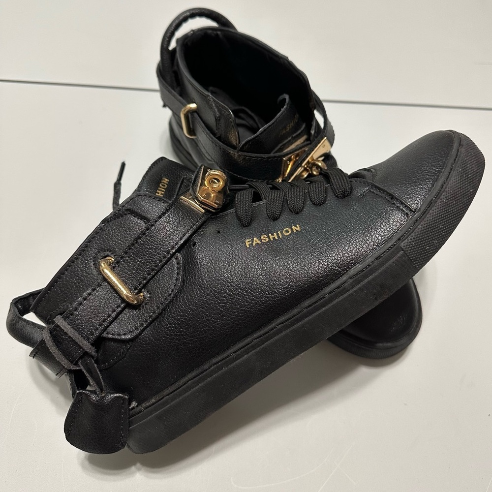 Fashion boots